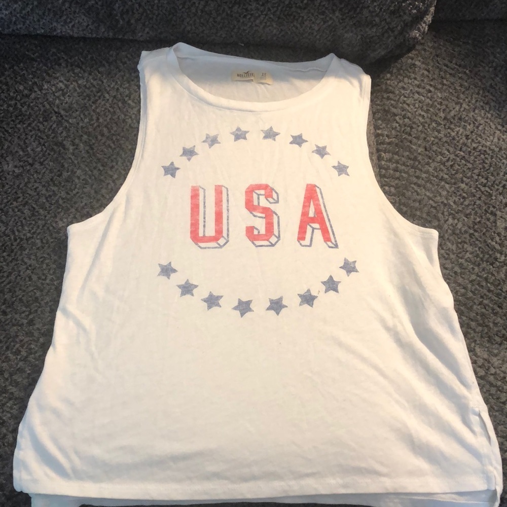 🎉4 for $20 Hollister USA tank